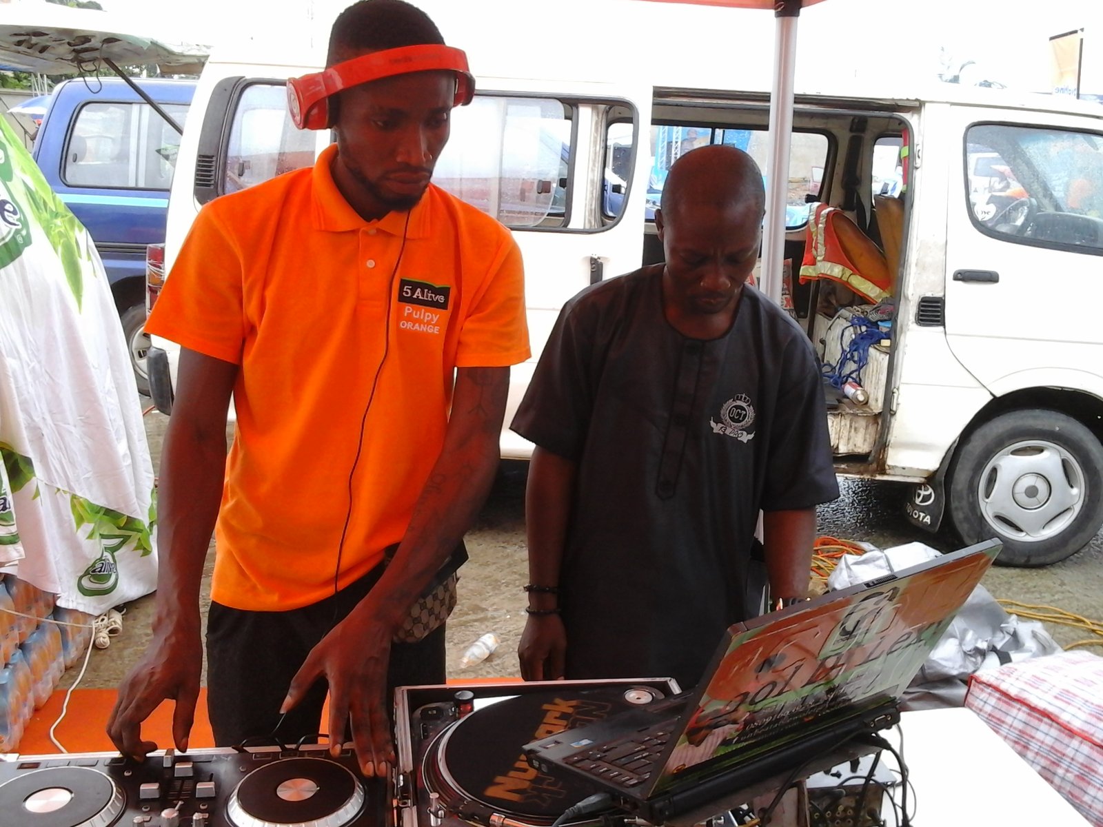 pulpy-orange-campus-activation gallery image