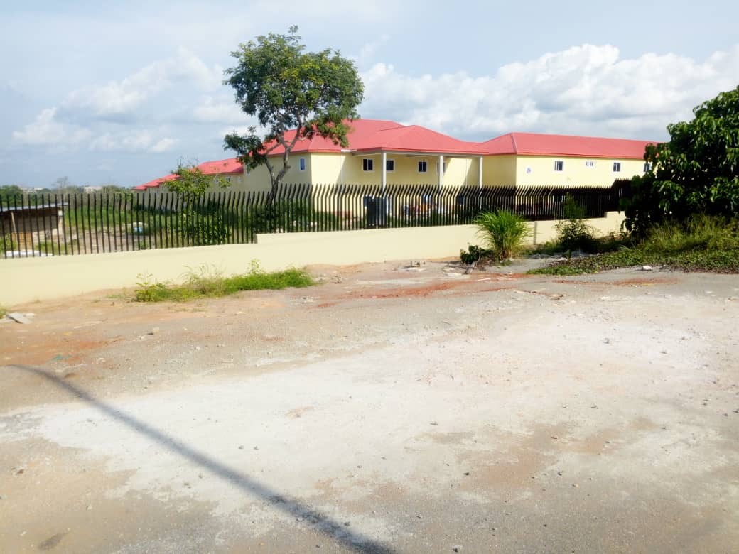 Hostel exterior, daytime